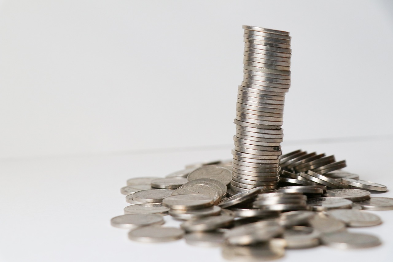 Understanding what does blockchain mean through comparative analysis